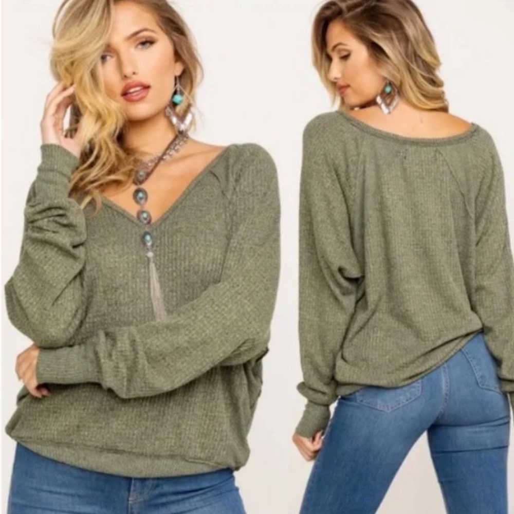 Free People NWOT Santa Clara Thermal Top in Ferngully Green - Picture 3 of 3